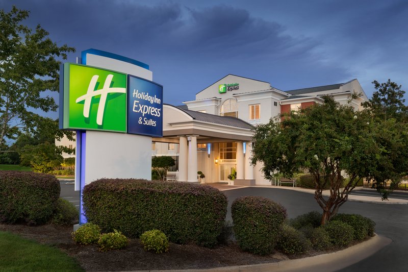 Holiday Inn Express Hotel Suites Auburn University Area 52/53