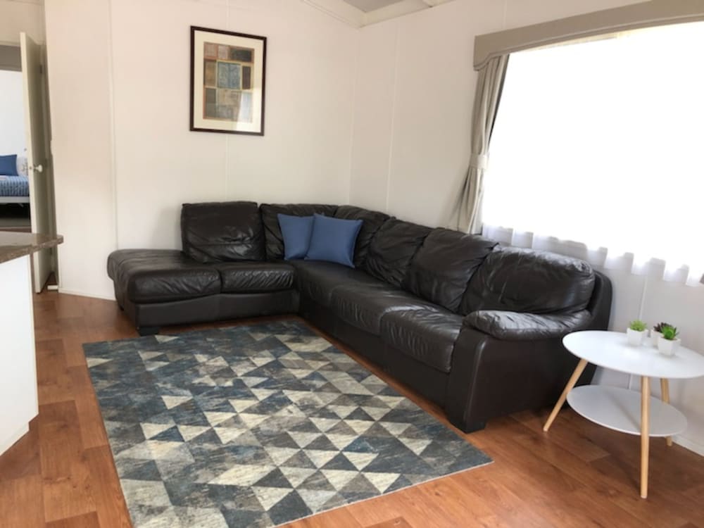 High Country Holiday Park 24/50