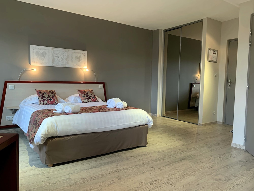 Hotel Causse Comtal 31/84