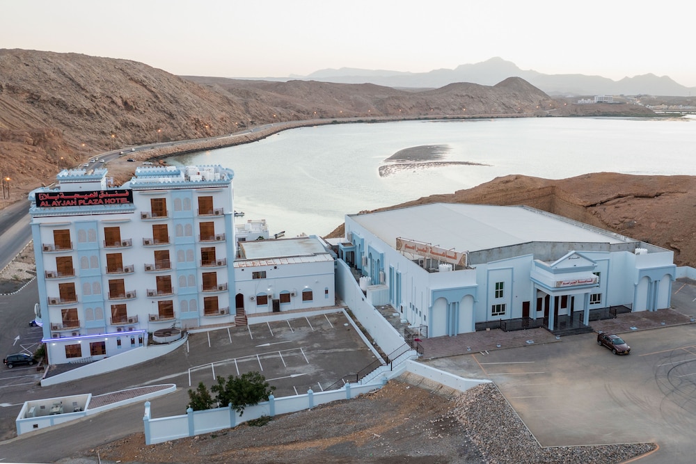 Al Ayjah Plaza Hotel 2/48
