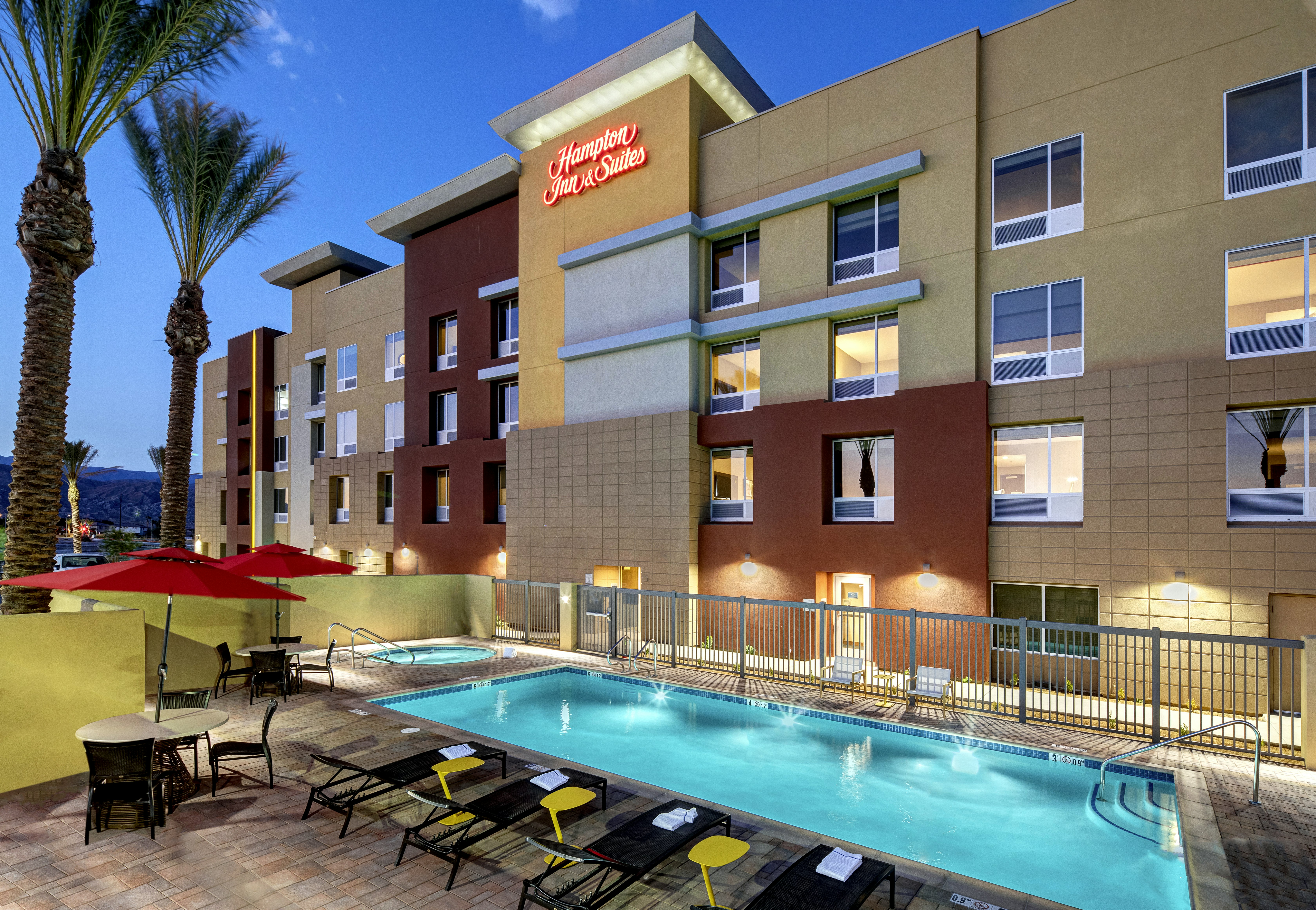 Hampton Inn and Suites Indio, CA 6/43