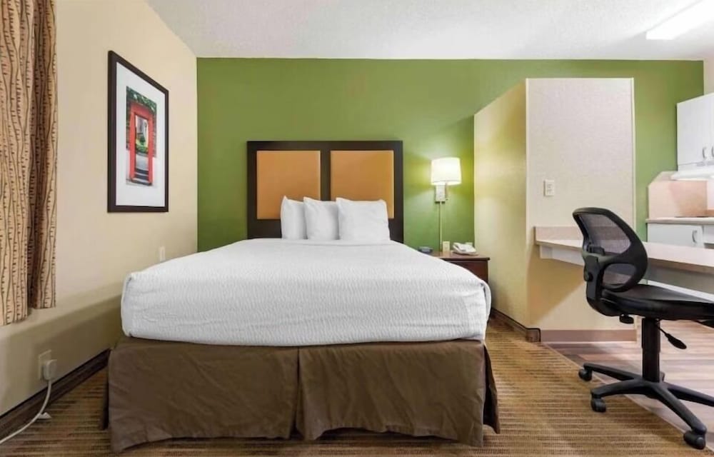 Studio 6 Extended Stay Rochester Greece NY 25/57