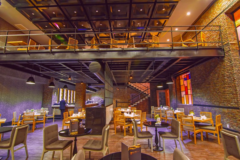 The Green Park Hotel Ankara 48/58