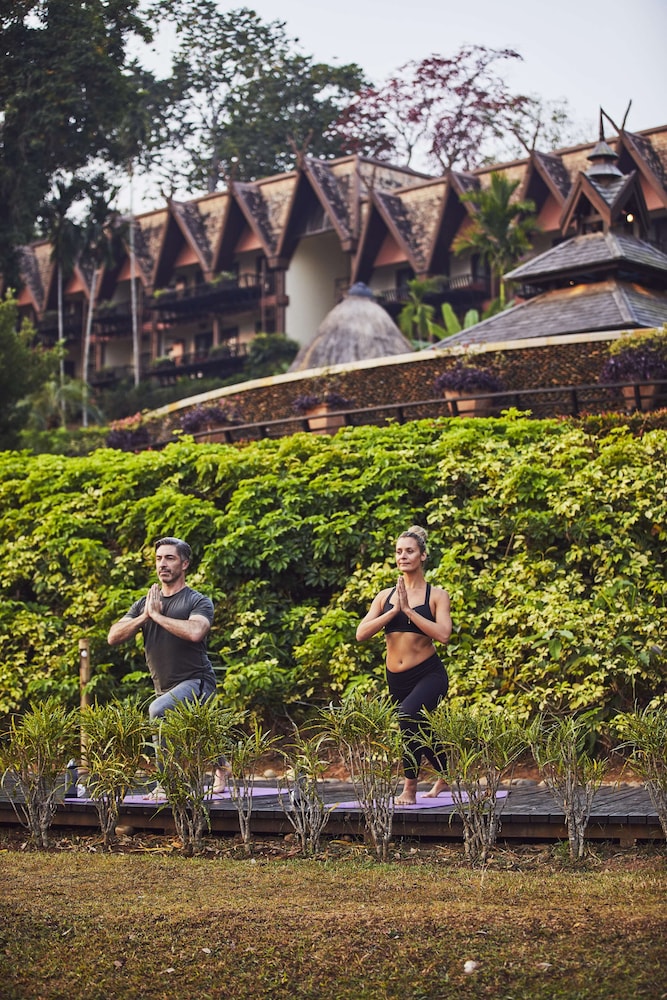 Anantara Golden Triangle Elephant Camp Resort 3/82