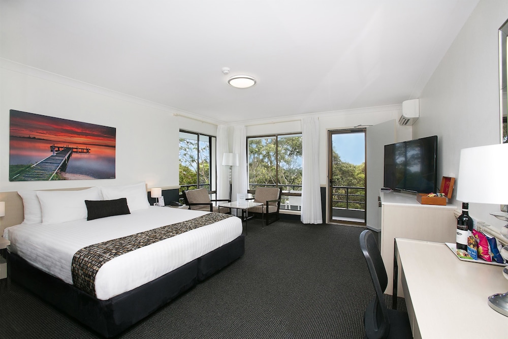 Best Western Plus Apollo International Hotel 13/44