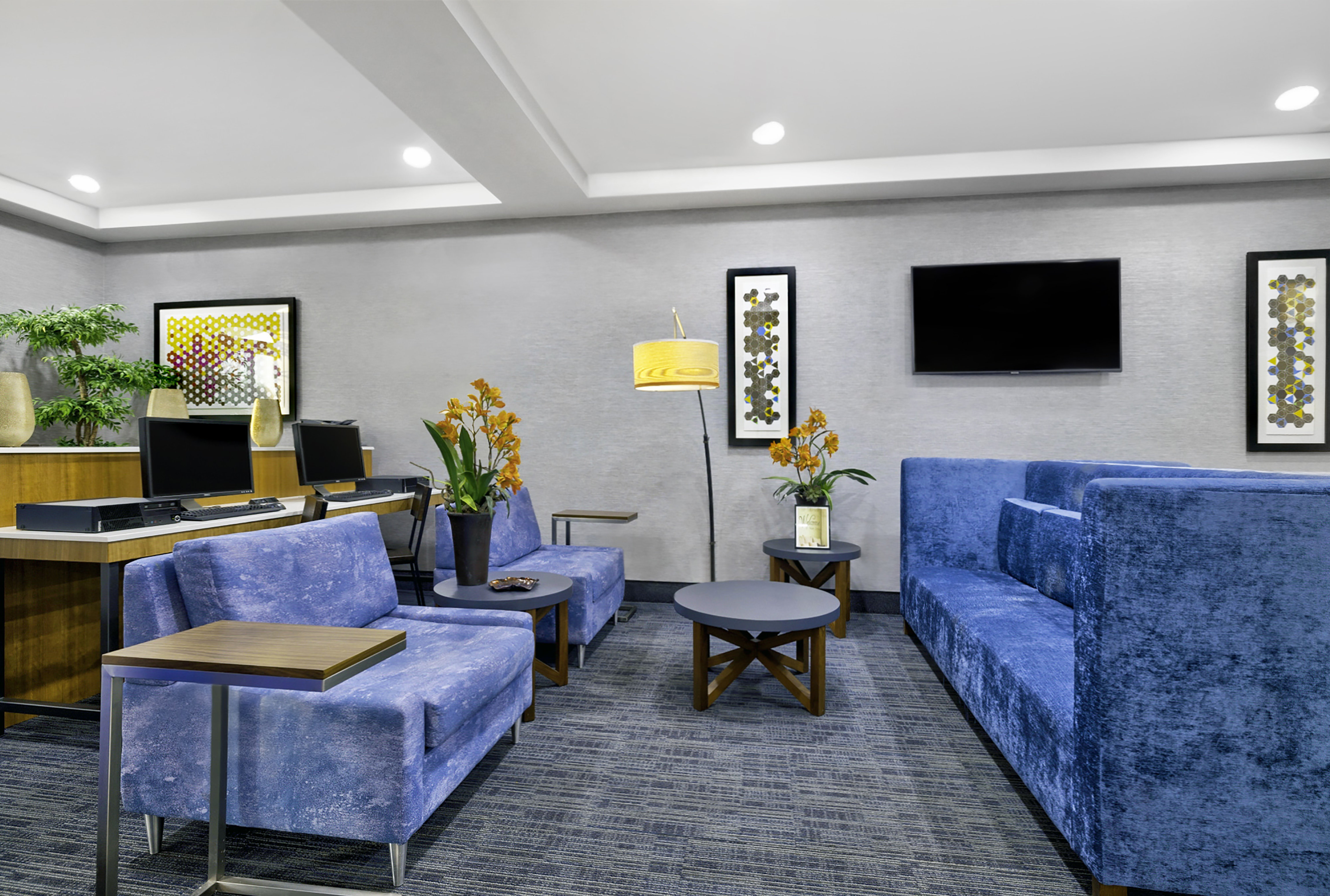 Holiday Inn Express Hotel And Suites Kansas City Grandview 49/64