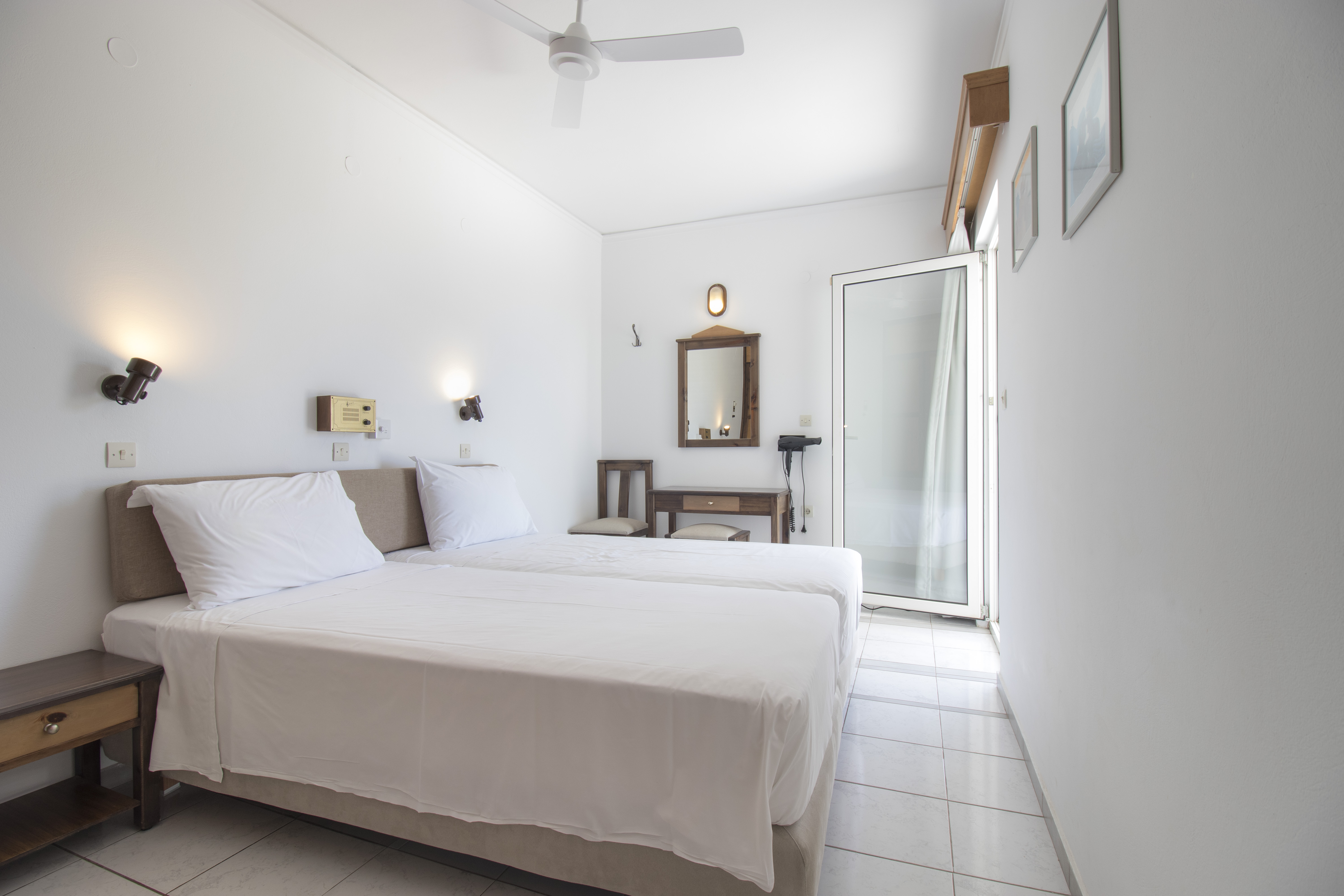 Pal Beach Hotel 13/50