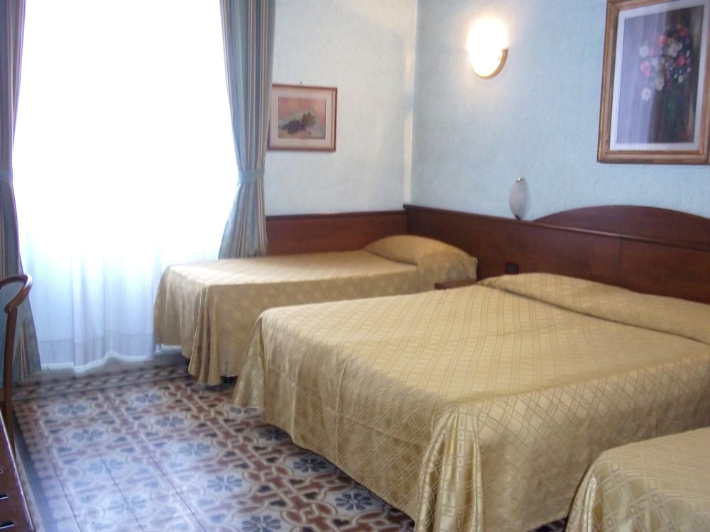 Palazzo Vecchio Hotel 30/72