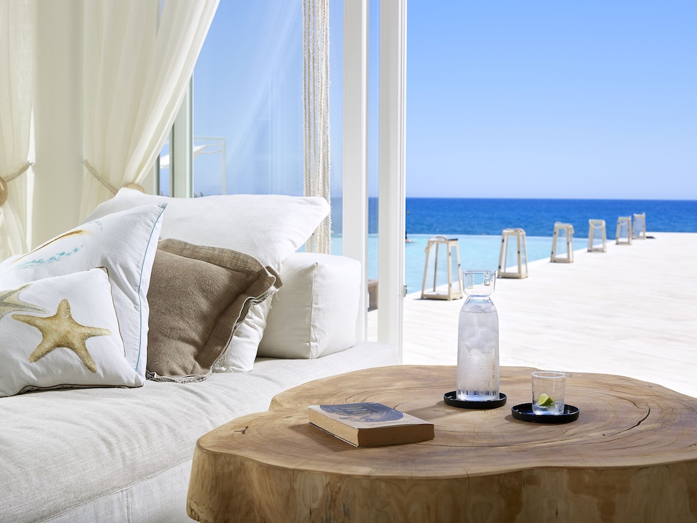 Artemis Seaside Resort 49/82