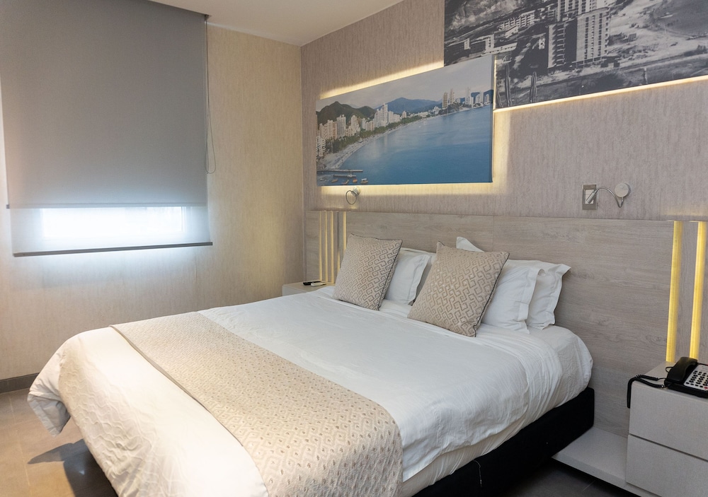 Perla Suite Hotel 13/64