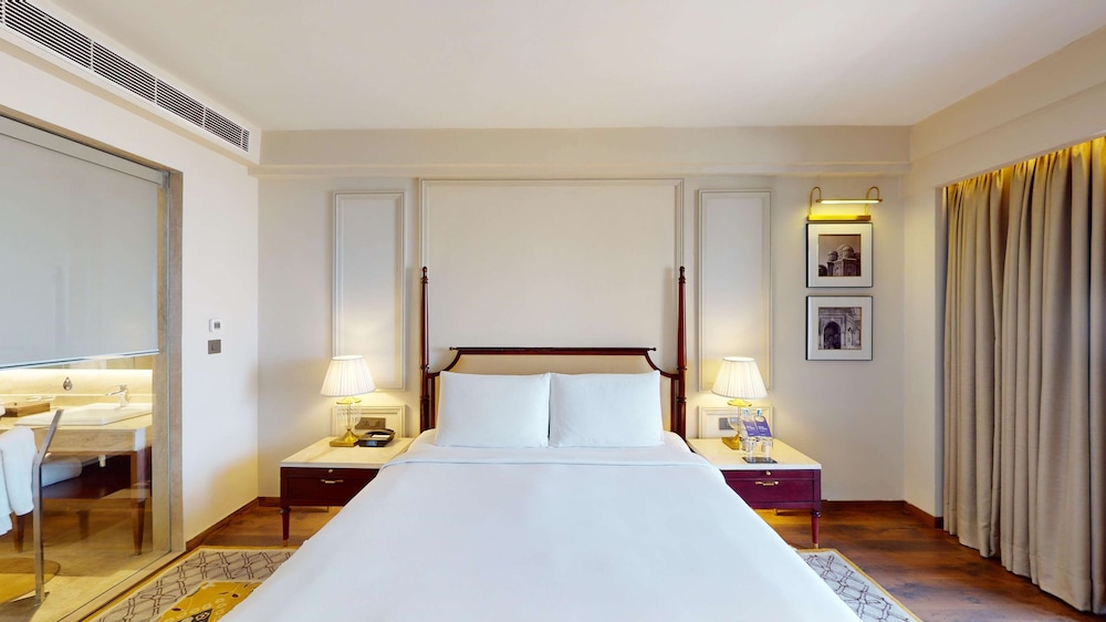 Radisson Collection Hotel & Spa, Riverfront Srinagar 11/50