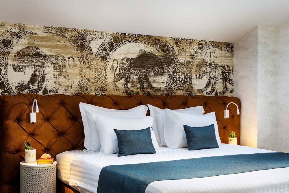 Hotel Gallery 37 14/58