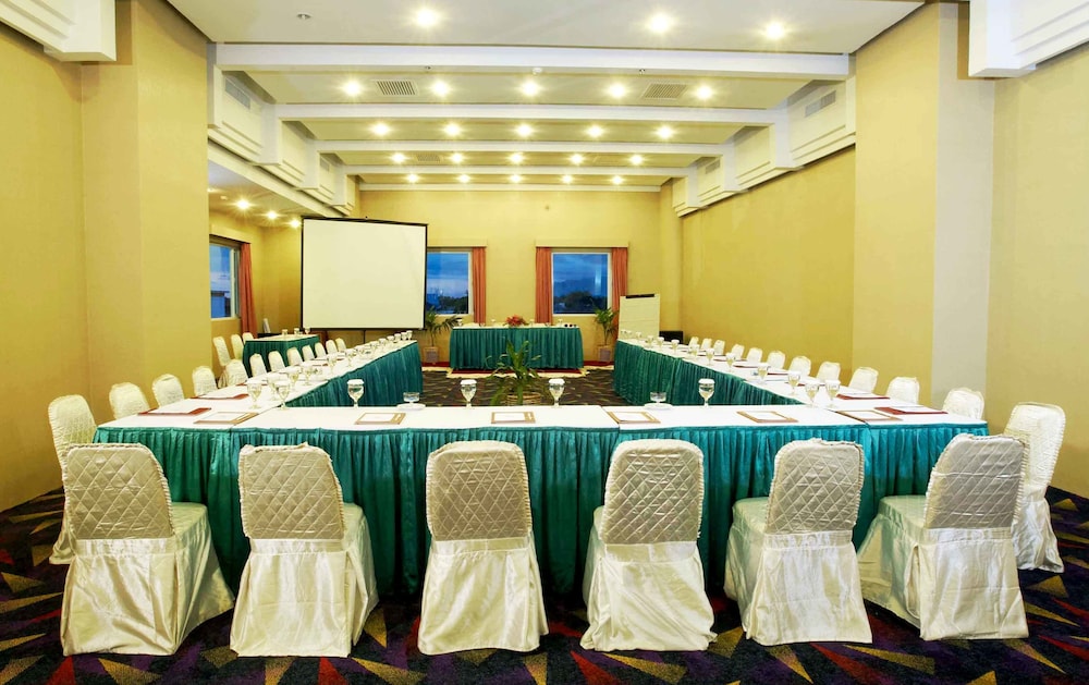 Rocky Plaza Hotel Padang 46/50