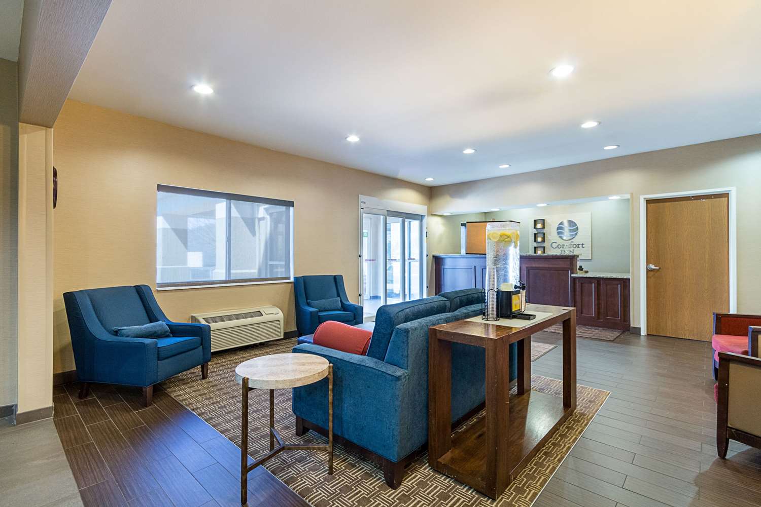 Comfort Inn Barboursville near Huntington Mall area 8/19
