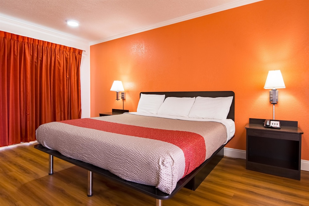 Room at Motel6 Opelousas La, OPELOUSAS - LA