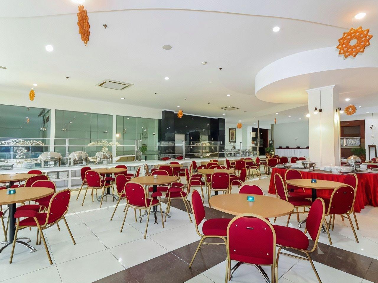 UNY HOTEL 15/24
