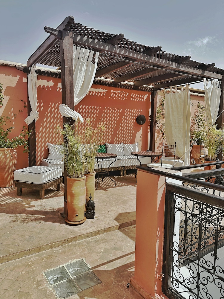 Riad 107 43/50