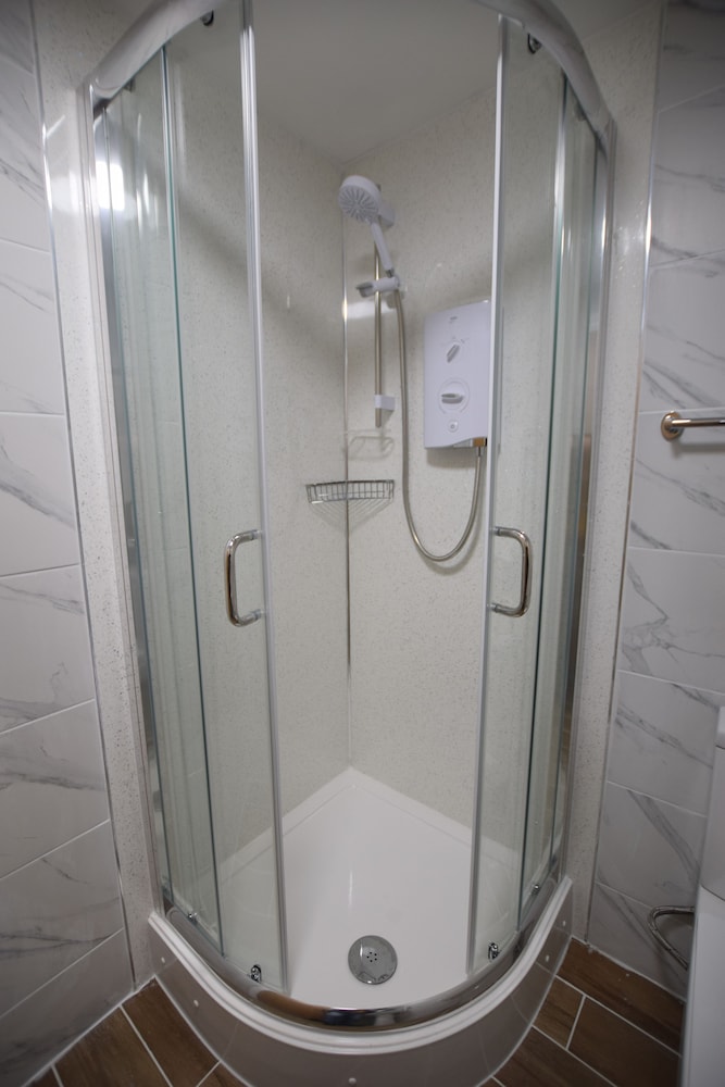 Premierlux Serviced Apartments 39/62