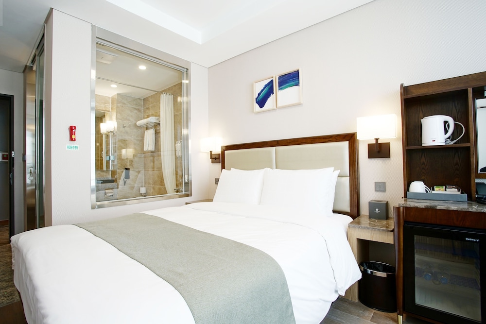 Stanford Hotel Busan 35/57