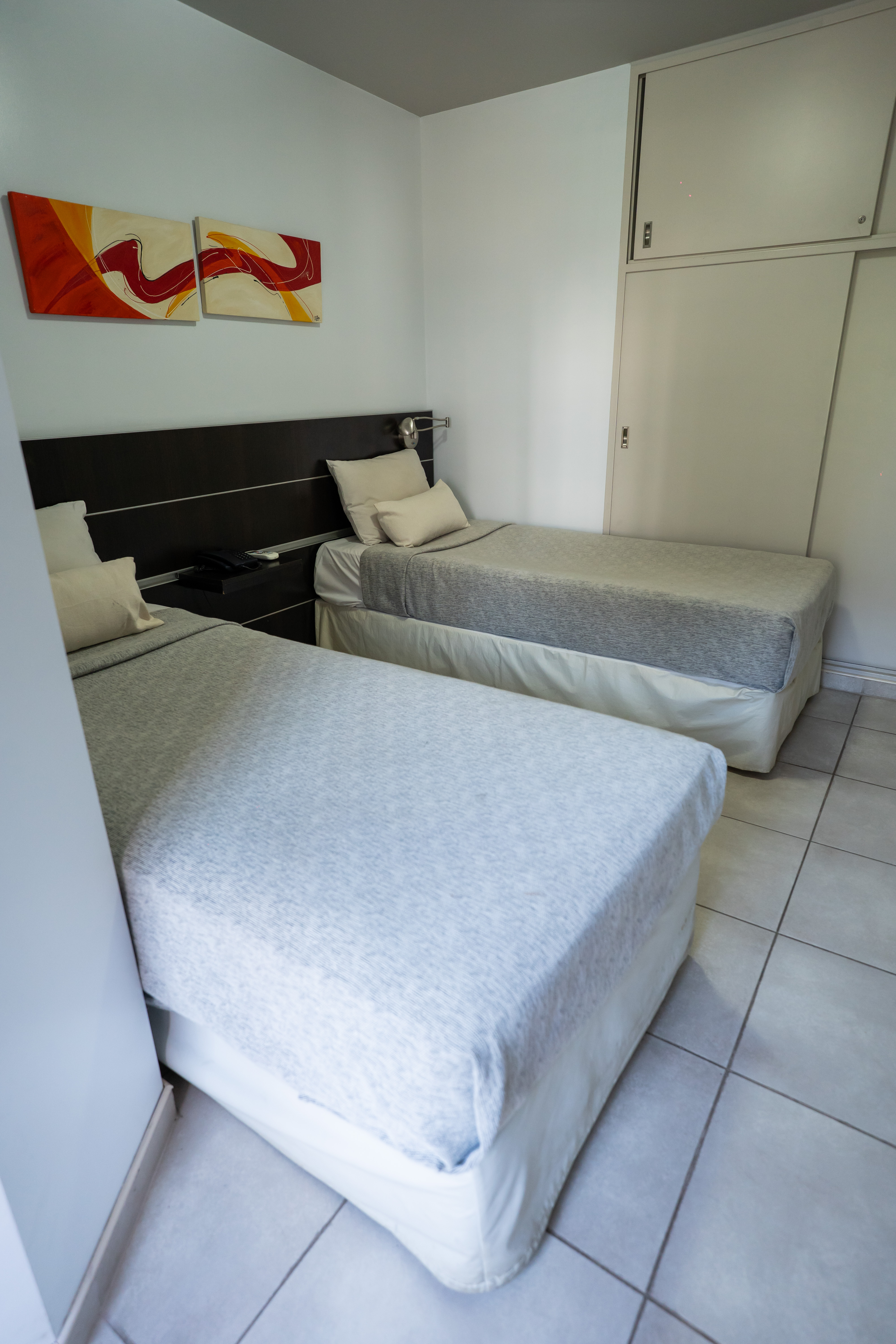 Kube Apartment Express 12/45
