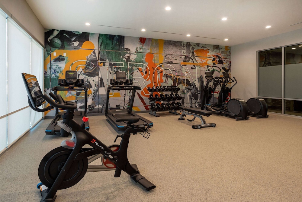 Hawthorn Extended Stay by Wyndham Pflugerville 15/29