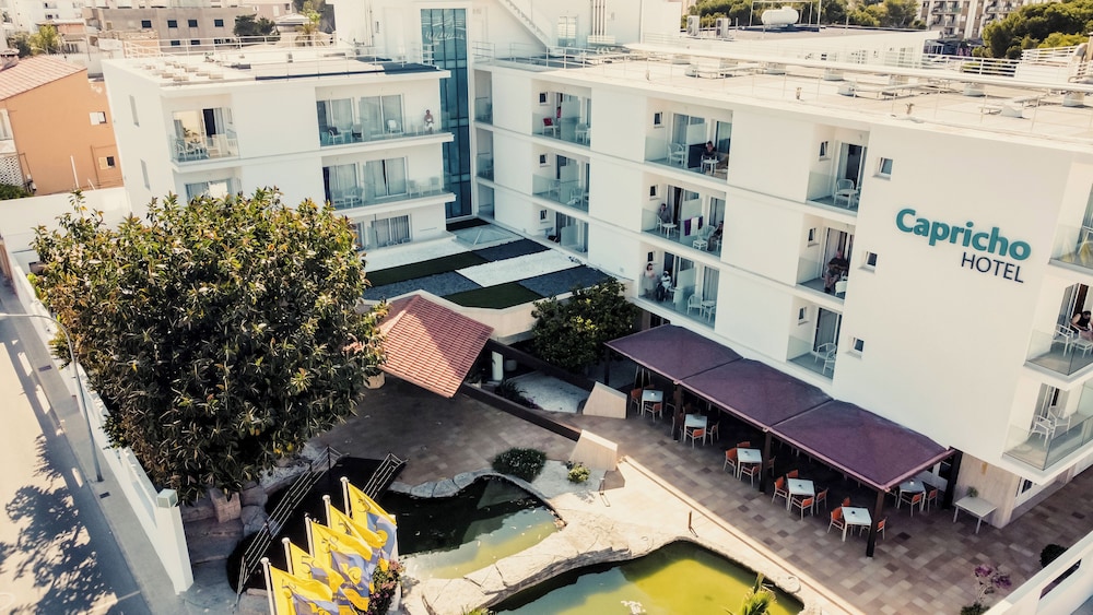 Hotel Capricho 2/60