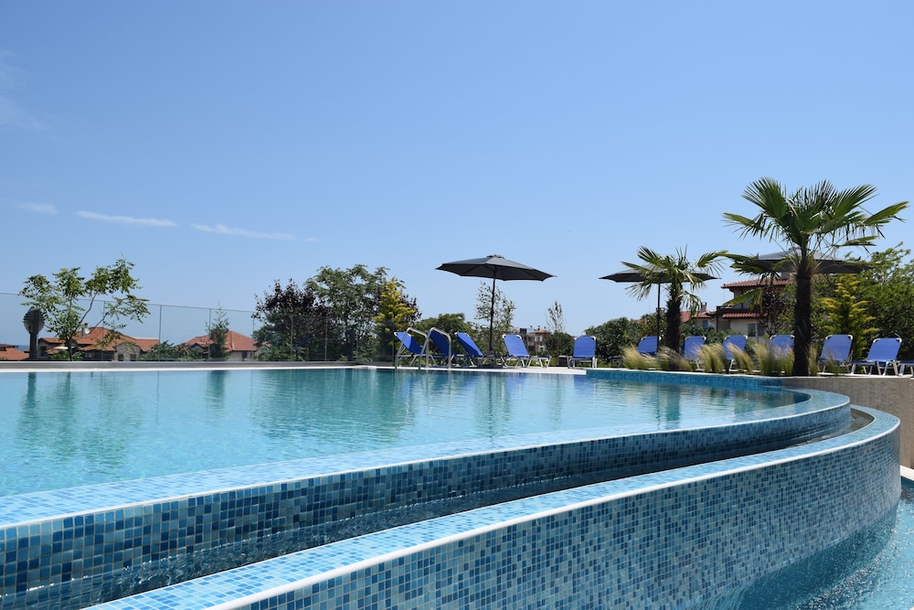 Cristiani Hotel 28/33