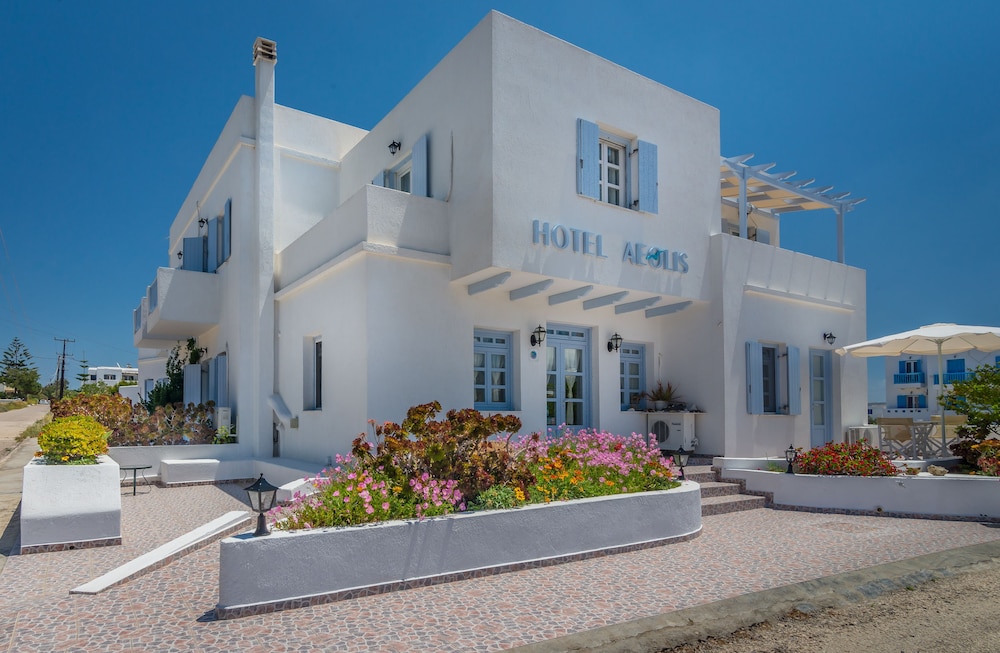 Aeolis Hotel 26/32