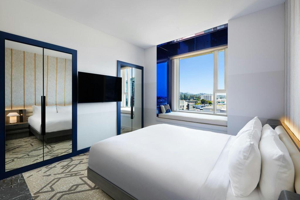 1 Bedroom, Penthouse Suite, Suite, King Bed