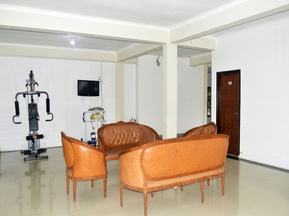 OYO 2731 MIM Guest House Syariah 5/15