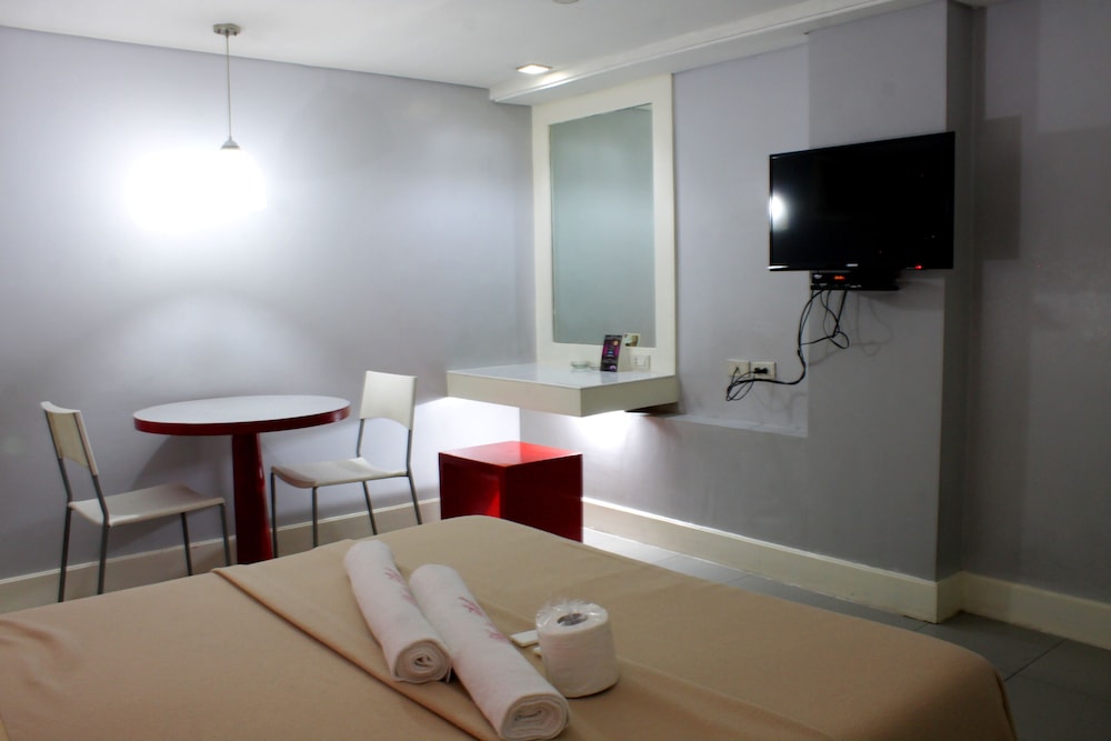 New Winston Hotel 29/31