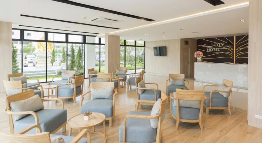Trat City Hotel 50/56