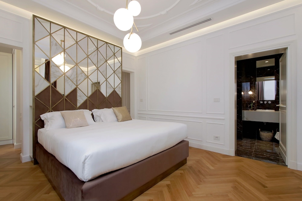 Domna Luxury Suites 3/23