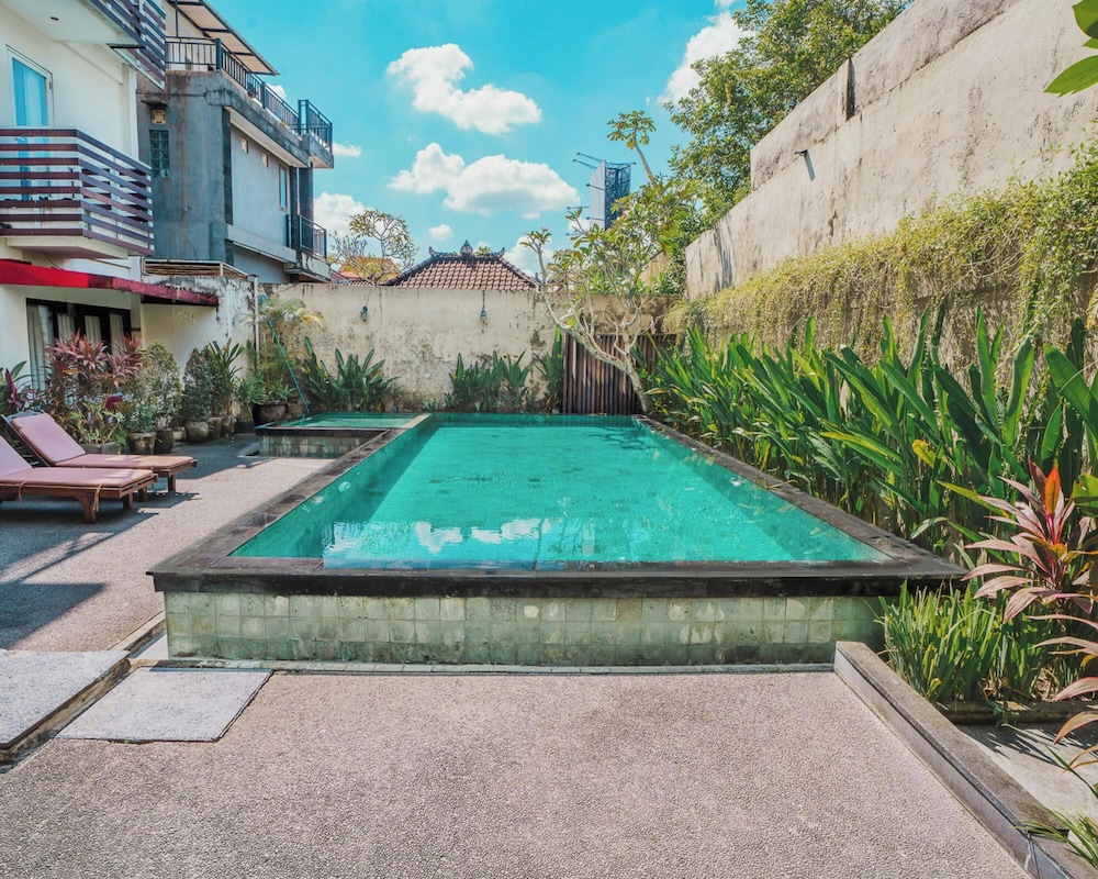 THE RINAYA CANGGU 38/49