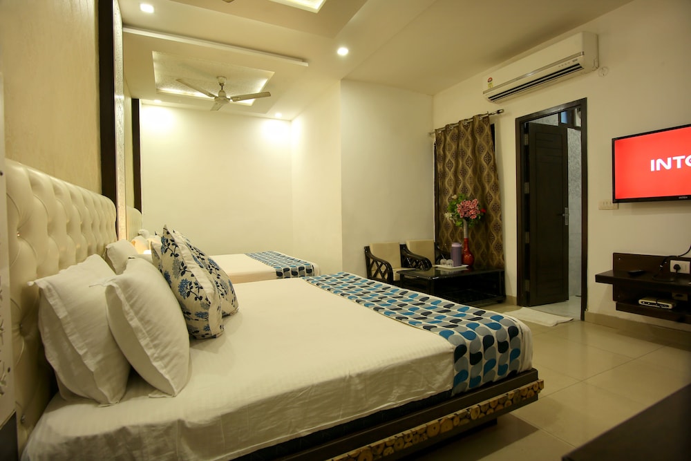 HOTEL RIYA PALACE 28/50