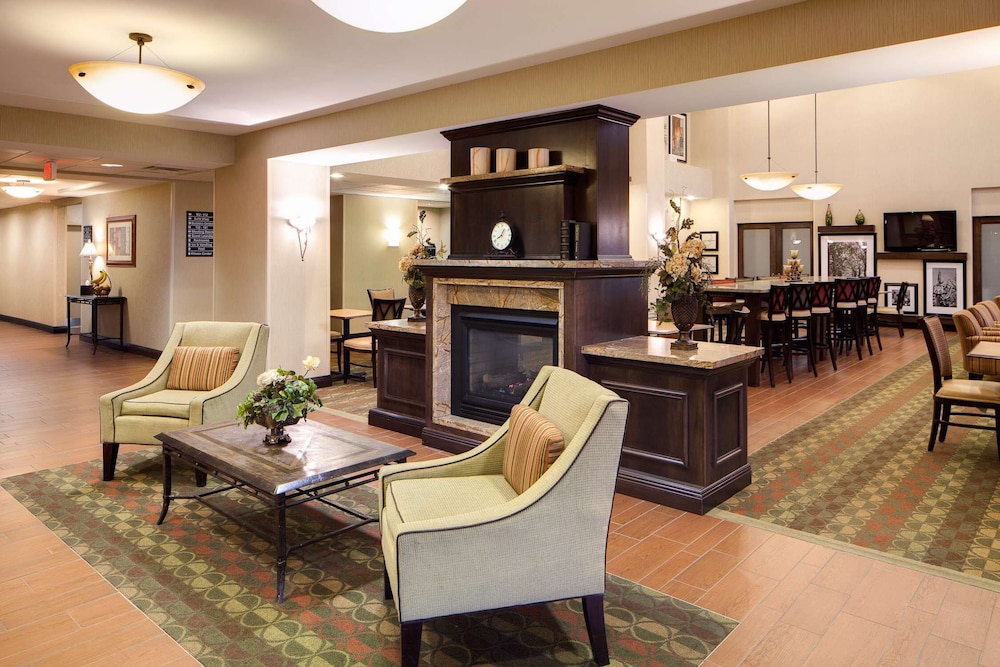 Hampton Inn Chicago Saint Charl 32/43