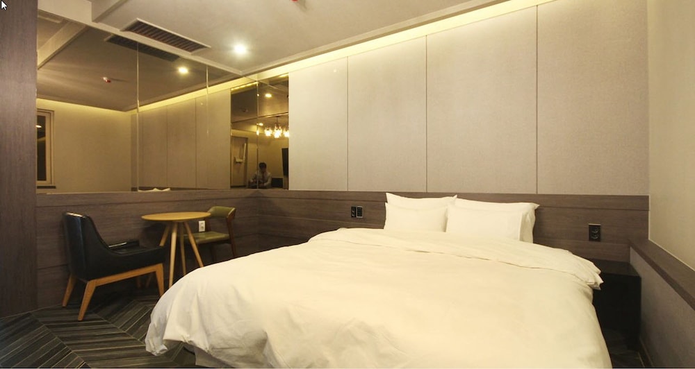 Jinju Kai Hotel 31/49