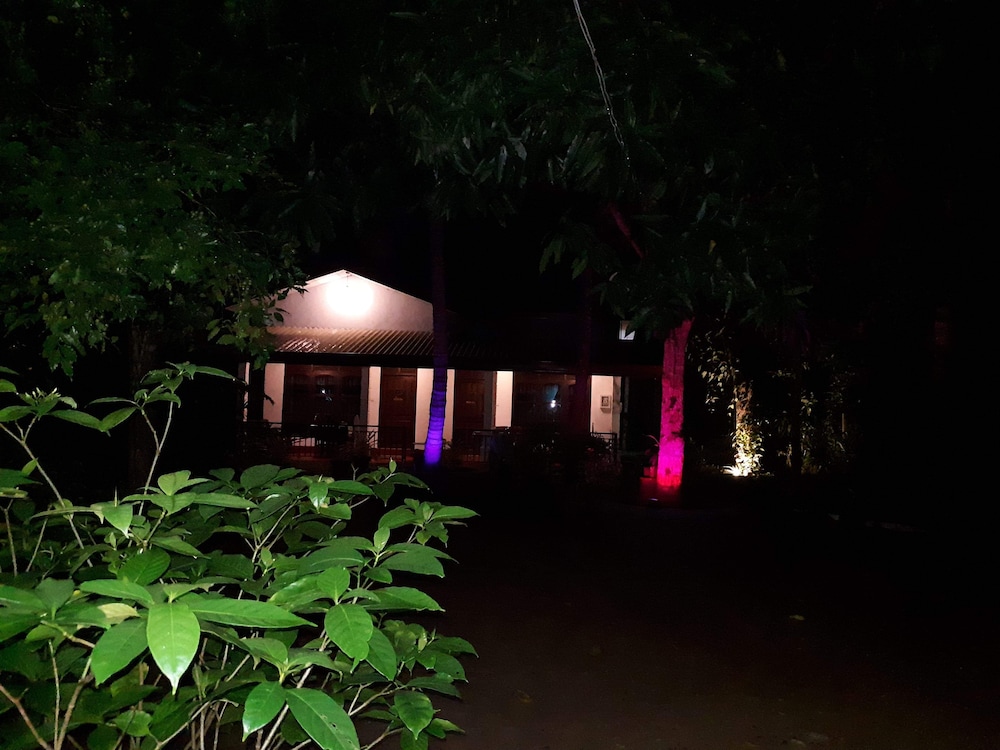 Sigiri Hibiscus Villa 22/28
