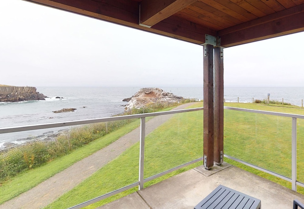Whale Pointe at Depoe Bay 51/56