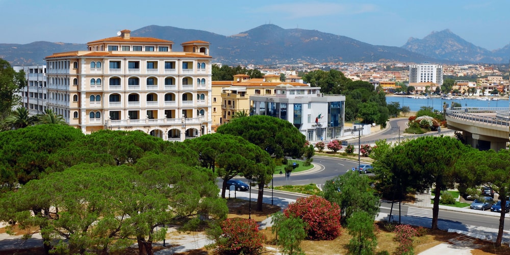 Grand Hotel President Olbia 3/68
