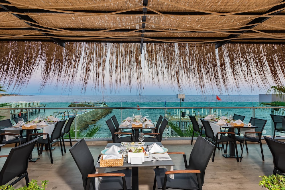 White City Resort 63/80