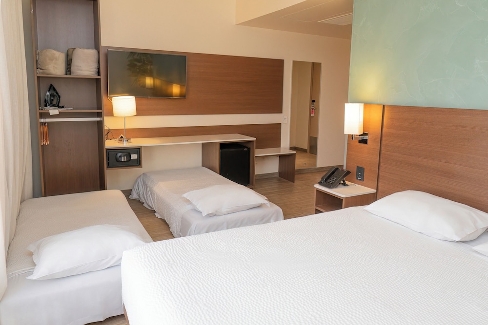 Ibis Styles Curitiba Airport Hotel 17/48