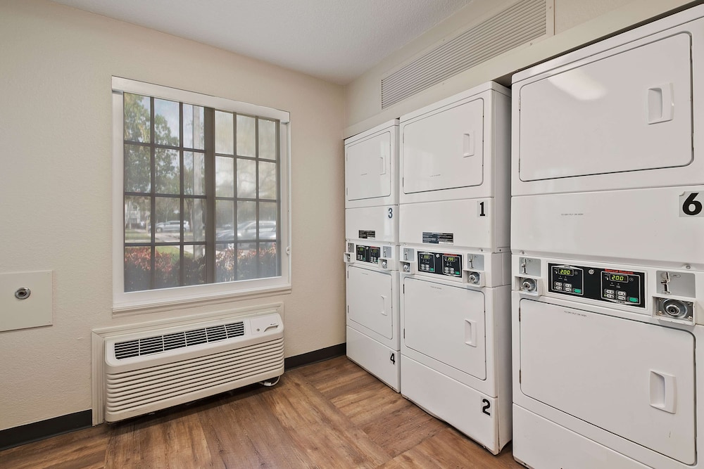 Extended Stay America - Miami - Airport - Blue Lagoon 2/43