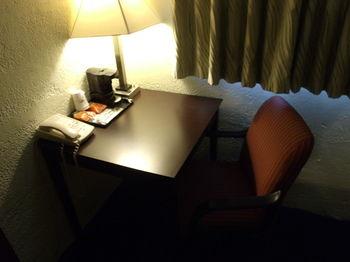 Knights Inn Davenport 7/15