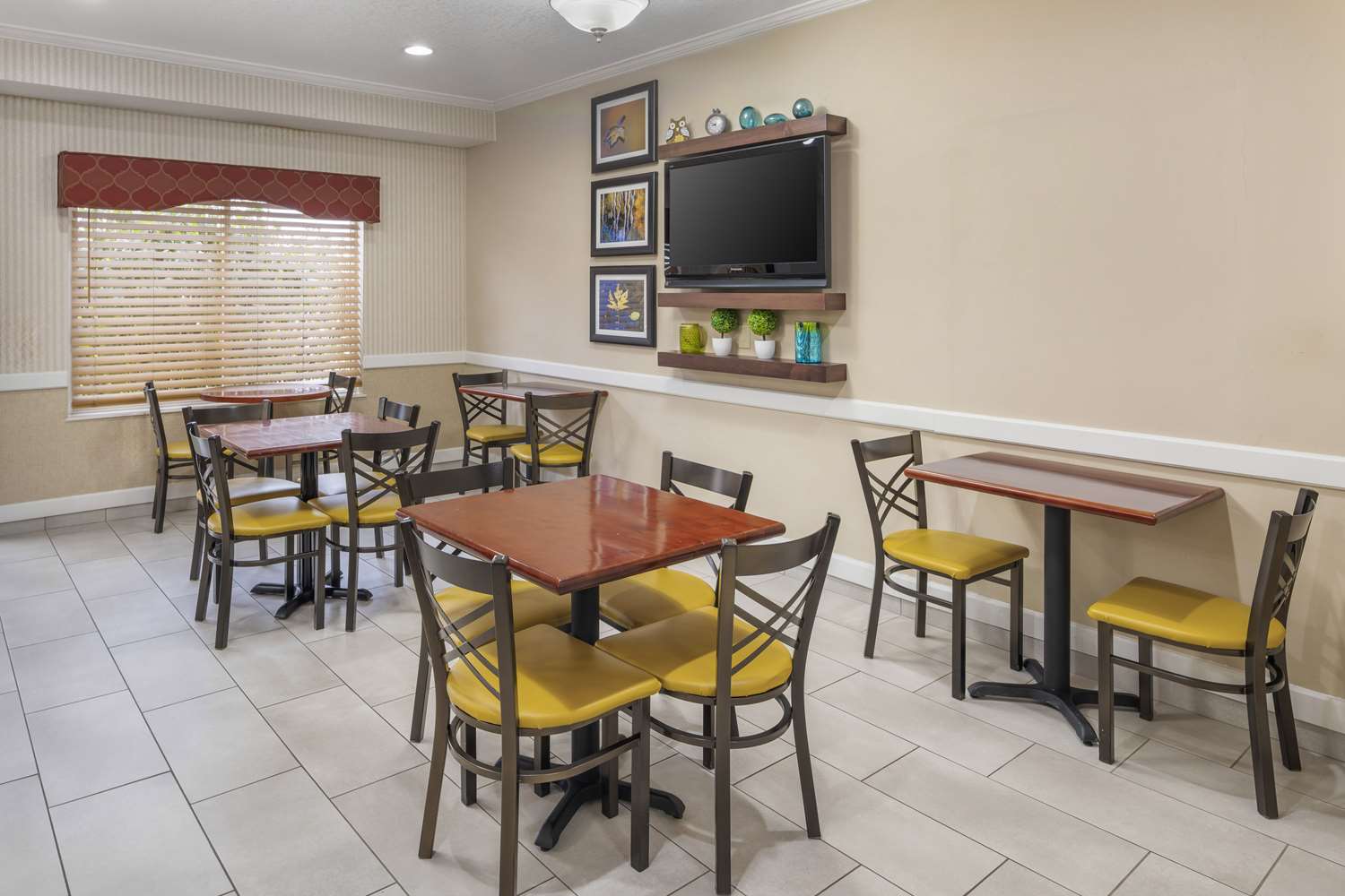 Best Western Celina 15/18