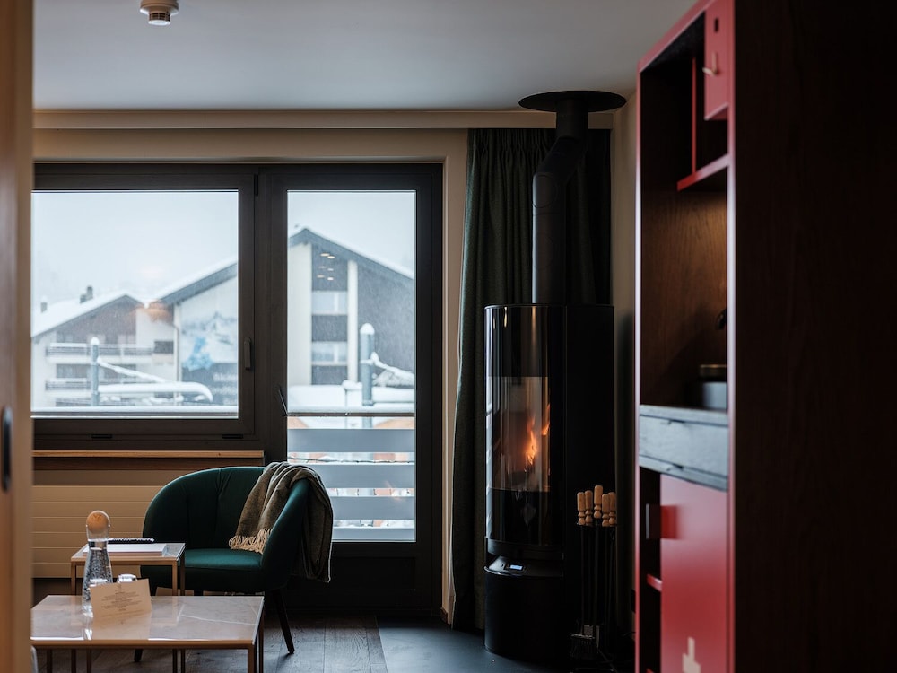 National Zermatt Hotel 10/50