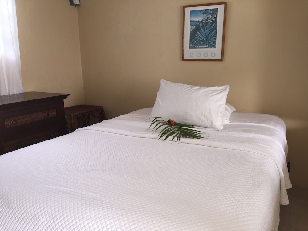 Club Comanche Hotel St Croix 8/58