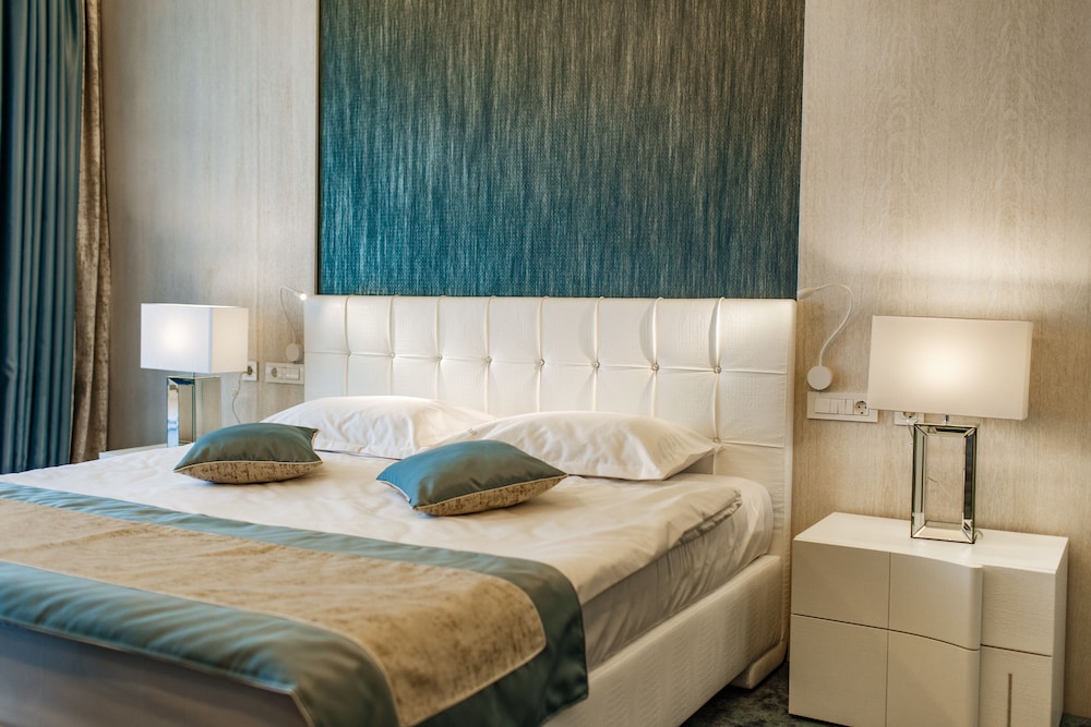 Sky, Senior, Suite, King Bed, Sea View, Terrace, Accessible