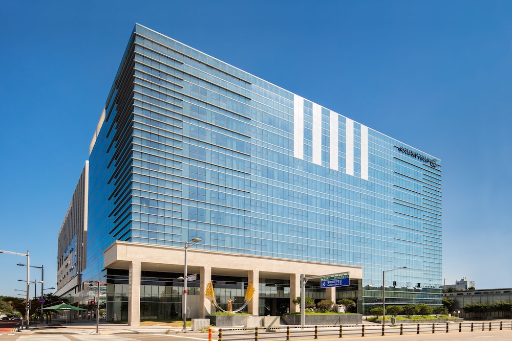 Golden Tulip Incheon Airport Hotel and Suites 7/63