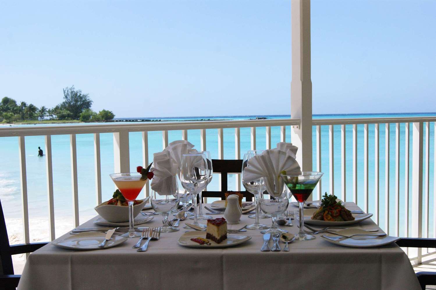 Radisson Aquatica Resort Barbados 12/21